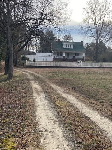 363 Periwinkle Road, Eden, NC 27288