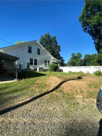 363 Periwinkle Road, Eden, NC 27288