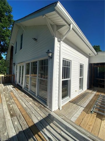 363 Periwinkle Road, Eden, NC 27288