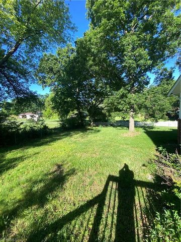 363 Periwinkle Road, Eden, NC 27288