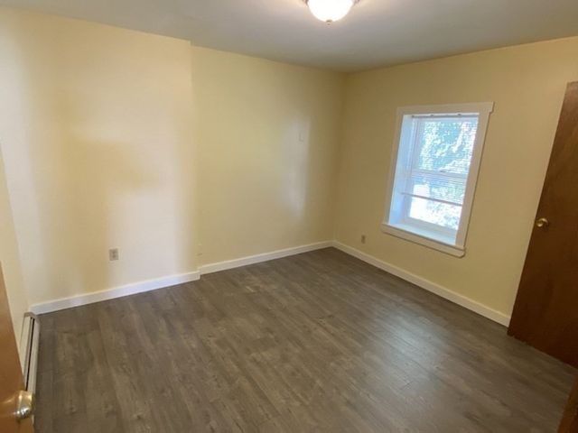 79 Hawley St B, Northampton, MA 01060