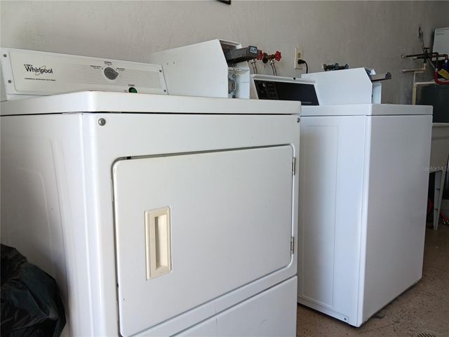 1260 70TH STREET N 7, St Petersburg, FL 33710