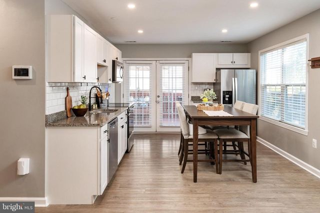205 LINDEN AVE, Edgewater, MD 21037
