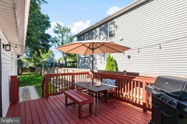 205 LINDEN AVE, Edgewater, MD 21037