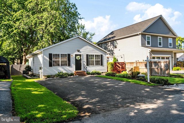 205 LINDEN AVE, Edgewater, MD 21037