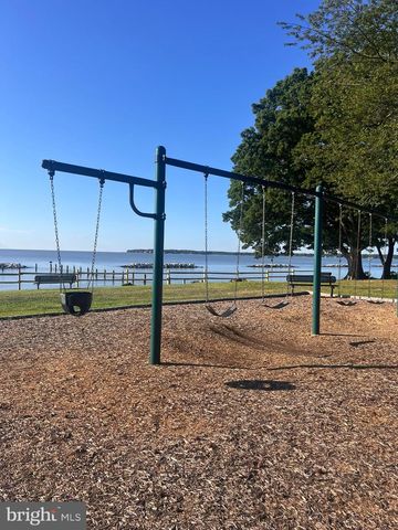 205 LINDEN AVE, Edgewater, MD 21037