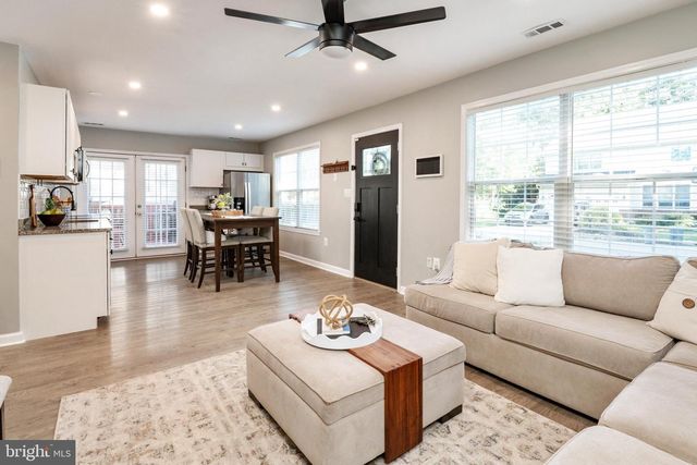 205 LINDEN AVE, Edgewater, MD 21037
