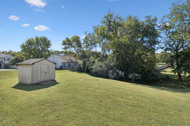 4913 Camborne Cir, Murfreesboro, TN 37129