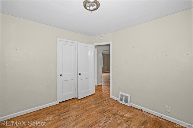 723 Waldman Avenue, Flint, MI 48507