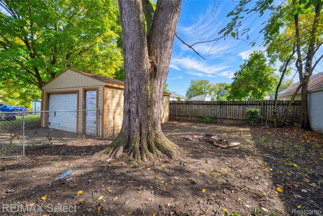 723 Waldman Avenue, Flint, MI 48507