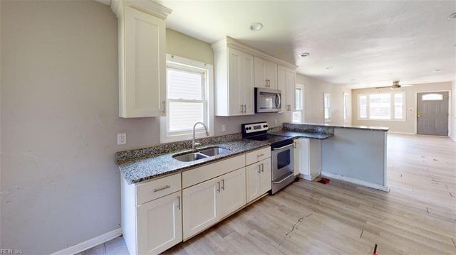 2404 E Washington ST, Suffolk, VA 23434