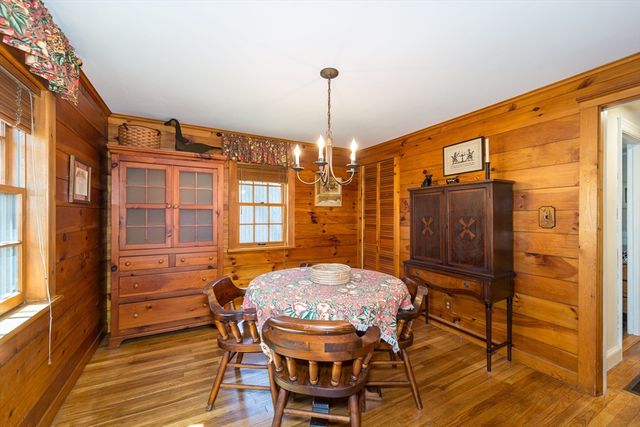 4 Gibbs St, Natick, MA 01760