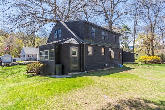 4 Gibbs St, Natick, MA 01760