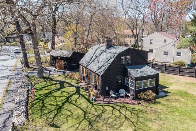 4 Gibbs St, Natick, MA 01760