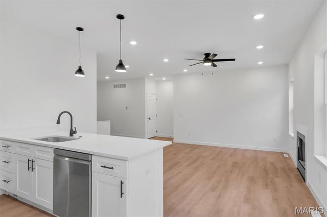 453 Rosedale Terrace, Ballwin, MO 63021