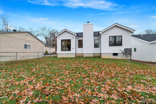 453 Rosedale Terrace, Ballwin, MO 63021