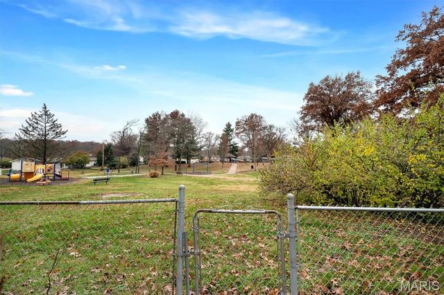 453 Rosedale Terrace, Ballwin, MO 63021