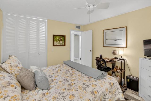202 BEDFORD STREET 69, Sun City Center, FL 33573