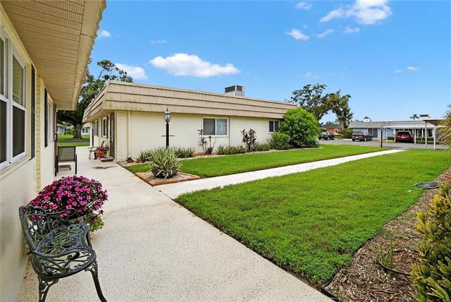202 BEDFORD STREET 69, Sun City Center, FL 33573