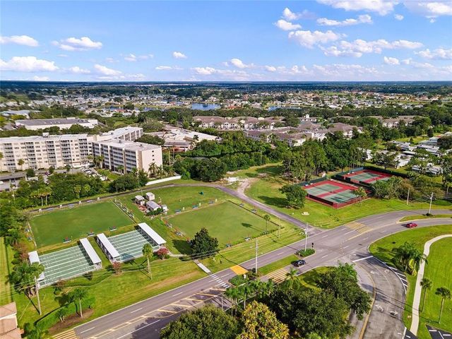 202 BEDFORD STREET 69, Sun City Center, FL 33573