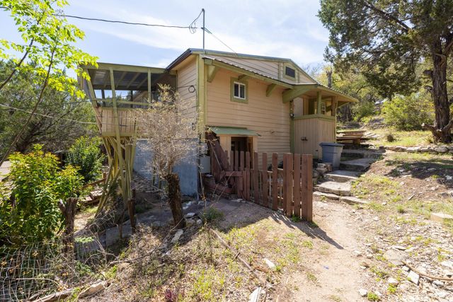 10600 Turkey Bend DR, Jonestown, TX 78645