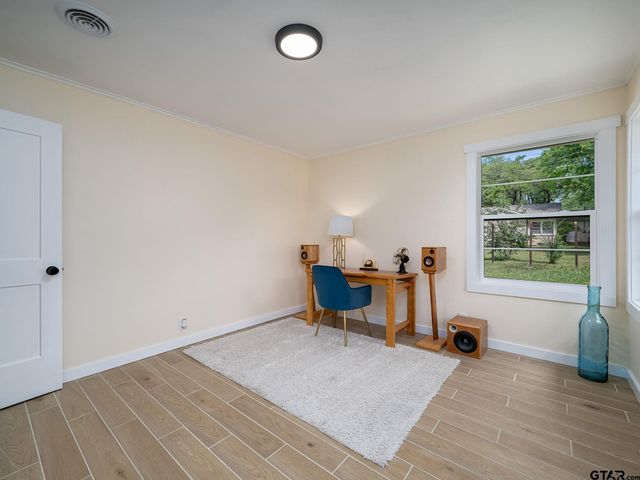 623 Beechwood Dr, Tyler, TX 75701