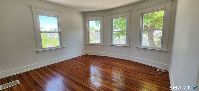 280 Third Avenue 2nd fl., West Haven, CT 06516