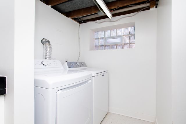 5154 S Nordica Avenue, Chicago, IL 60638