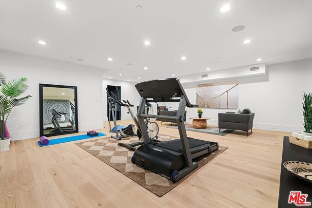 4153 Vantage Avenue, Studio City (los Angeles), CA 91604