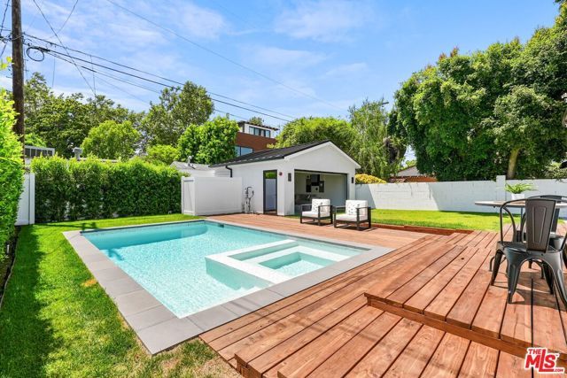 4153 Vantage Avenue, Studio City (los Angeles), CA 91604