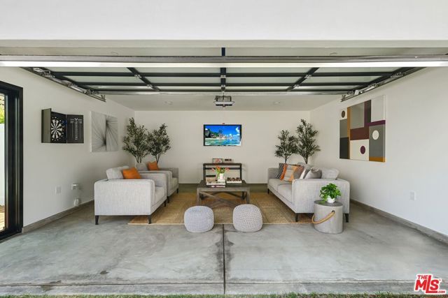 4153 Vantage Avenue, Studio City (los Angeles), CA 91604