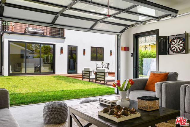 4153 Vantage Avenue, Studio City (los Angeles), CA 91604