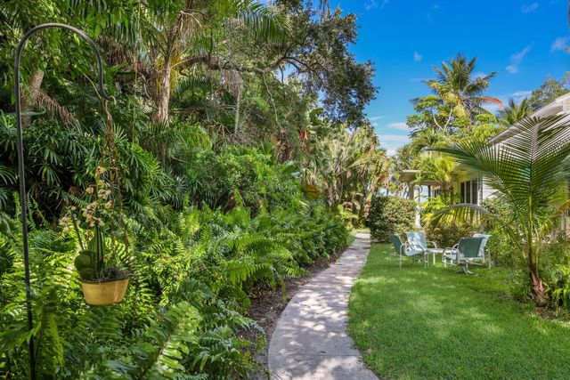 3301 BAY SHORE ROAD, Sarasota, FL 34234