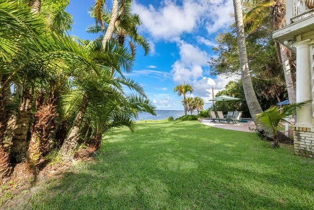 3301 BAY SHORE ROAD, Sarasota, FL 34234