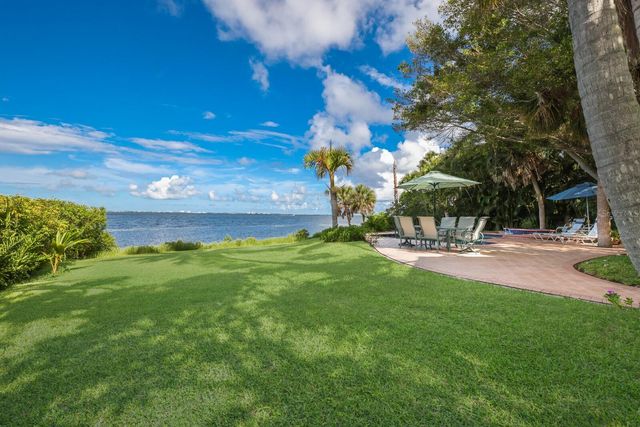 3301 BAY SHORE ROAD, Sarasota, FL 34234