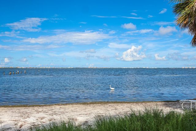 3301 BAY SHORE ROAD, Sarasota, FL 34234