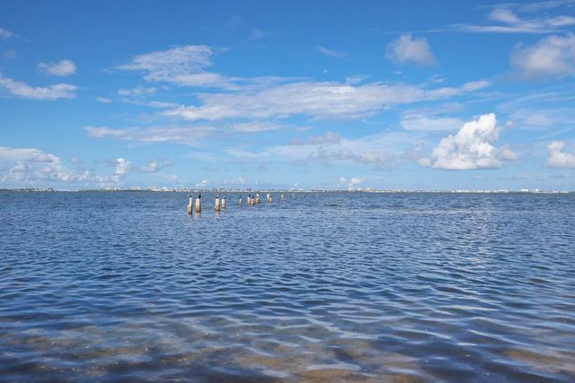 3301 BAY SHORE ROAD, Sarasota, FL 34234