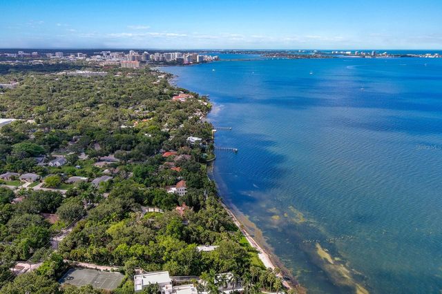 3301 BAY SHORE ROAD, Sarasota, FL 34234