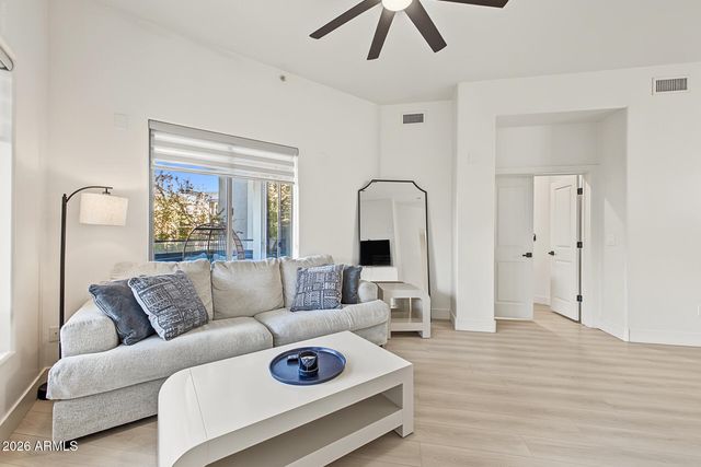 945 E PLAYA DEL NORTE Drive 2007, Tempe, AZ 85288