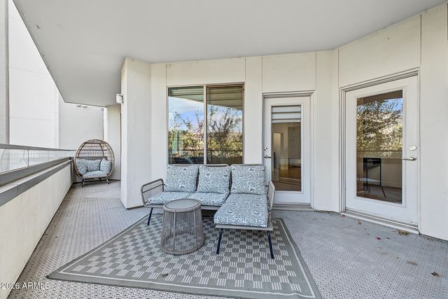 945 E PLAYA DEL NORTE Drive 2007, Tempe, AZ 85288