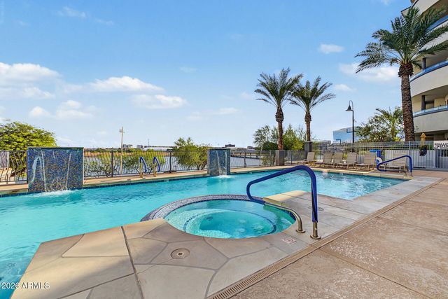945 E PLAYA DEL NORTE Drive 2007, Tempe, AZ 85288