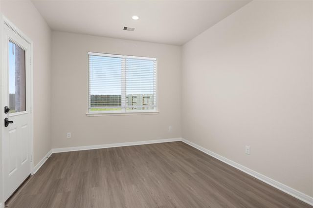 14213 Freeboard Drive, Texas City, TX 77510