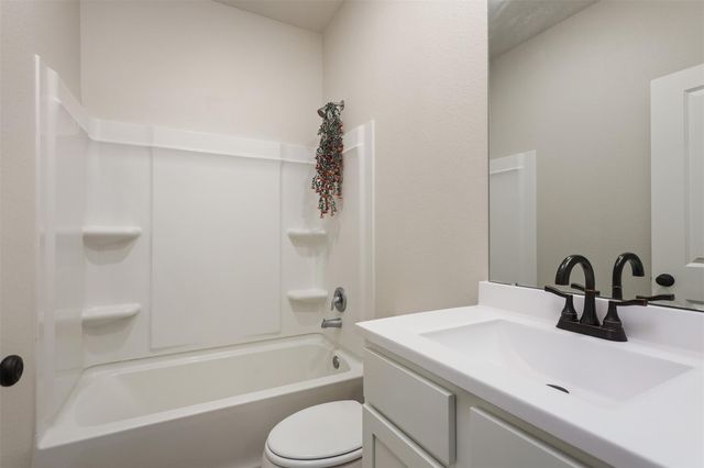 14213 Freeboard Drive, Texas City, TX 77510