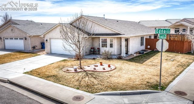 717 Edna Lane, Pueblo, CO 81005