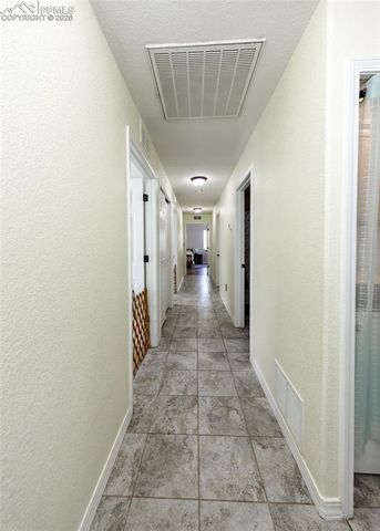 717 Edna Lane, Pueblo, CO 81005