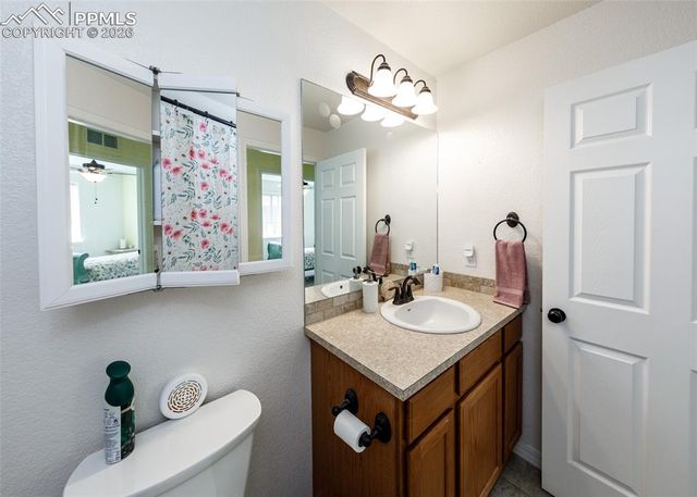 717 Edna Lane, Pueblo, CO 81005