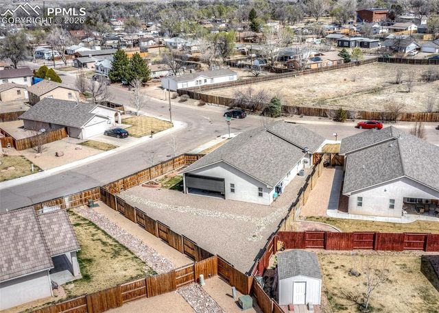 717 Edna Lane, Pueblo, CO 81005