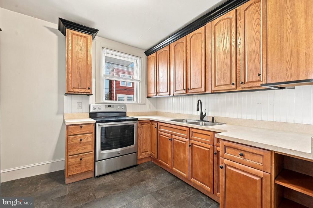 6616 N GRATZ ST, PHILADELPHIA, PA 19126 — photo 5