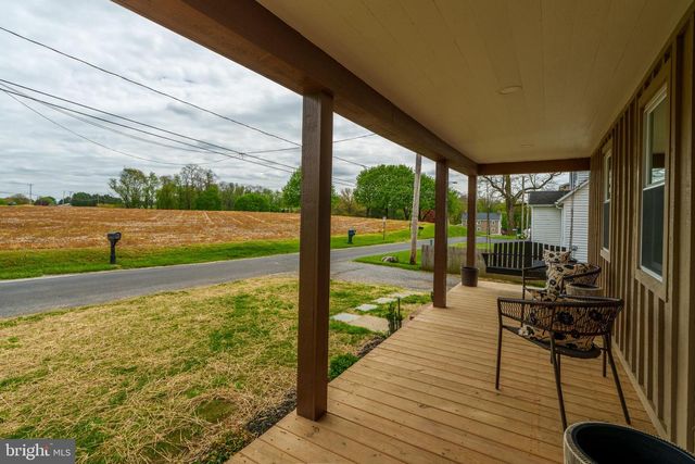 505 BRENNEMAN RD, Willow Street, PA 17584