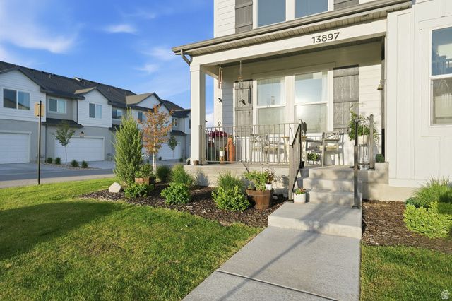 13897 S CANAAN PEAK DR, Herriman, UT 84096